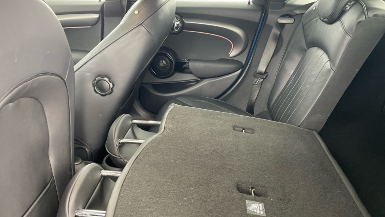 MINI Hatchback 2.0 Cooper S Exclusive Premium Plus 5dr Auto Petrol Hatchback